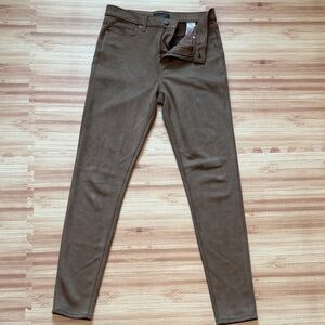BANANA REPUBLIC Size 6 TALL (28) Brown Peachskin Skinny Pants